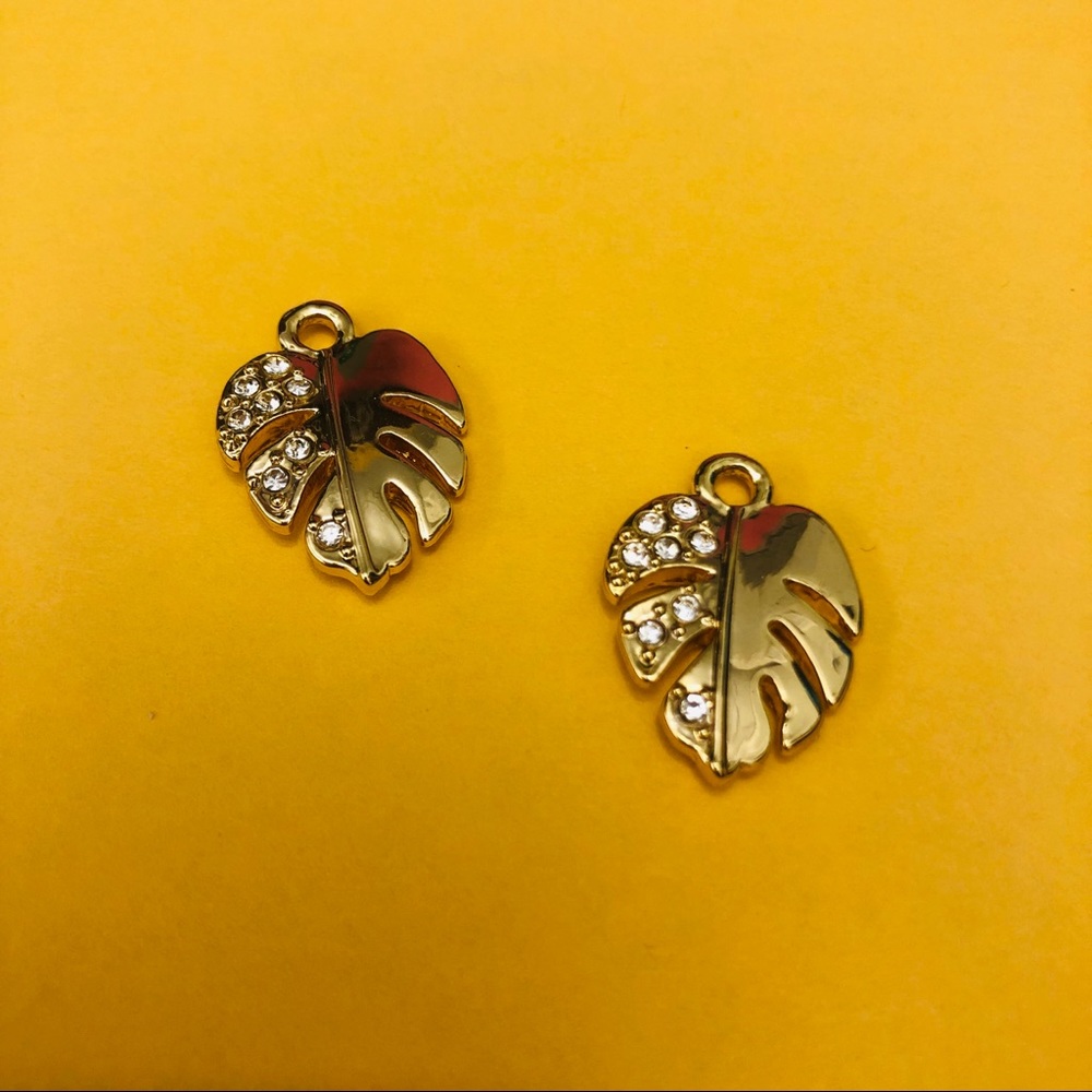 Lilly Pulitzer Embellished Monstera Charms